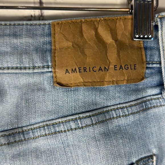 American Eagle Athletic Jeans Mens 33 x 32 Light Wash Next Level Flex Stretch - Picture 4 of 12